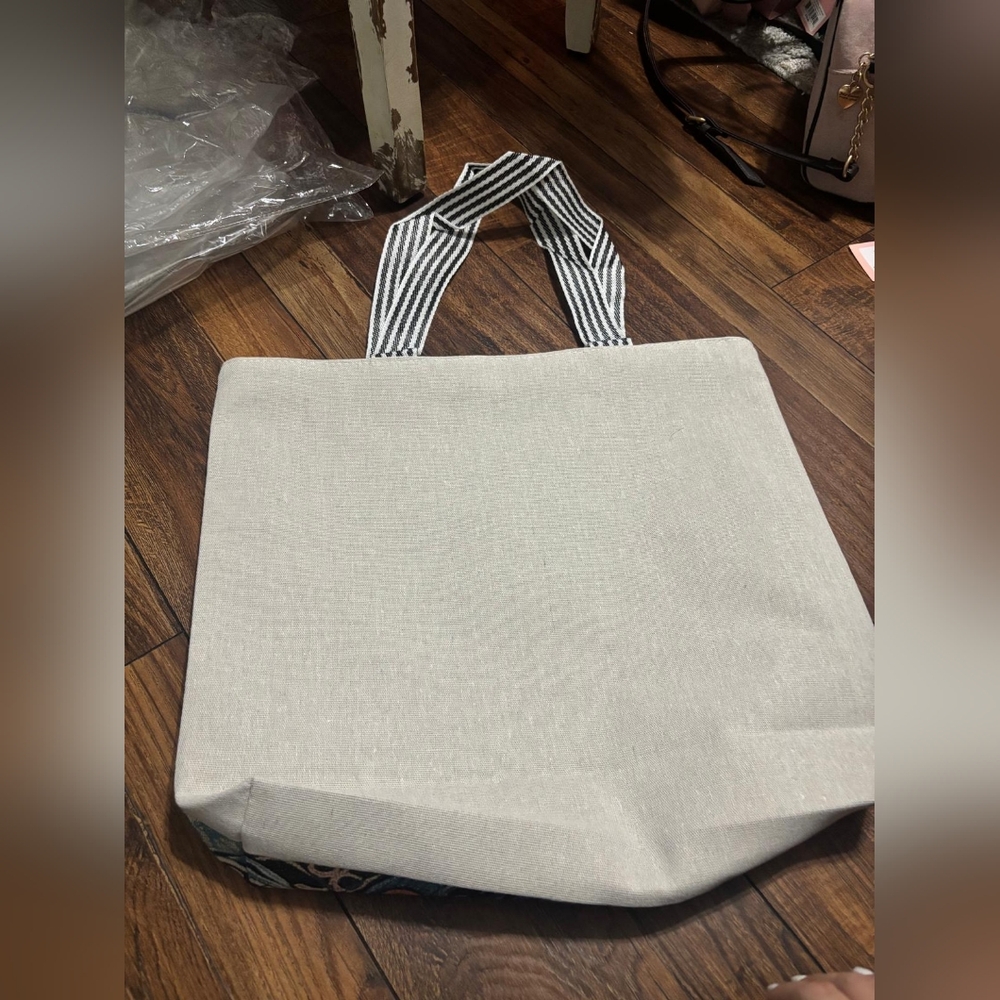 Floral Bird Print Canvas Tote Bag - Picture 3 of 3